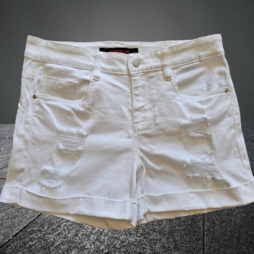 DOLLHOUSE WOMEN DISTRESS WHITE DENIM JEAN SHORT - SIZE 11